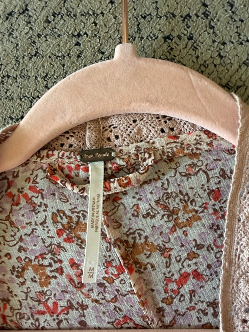 Free People Lola Printed Kimono - Pink Floral oversized/ Size Med - Picture 6 of 7